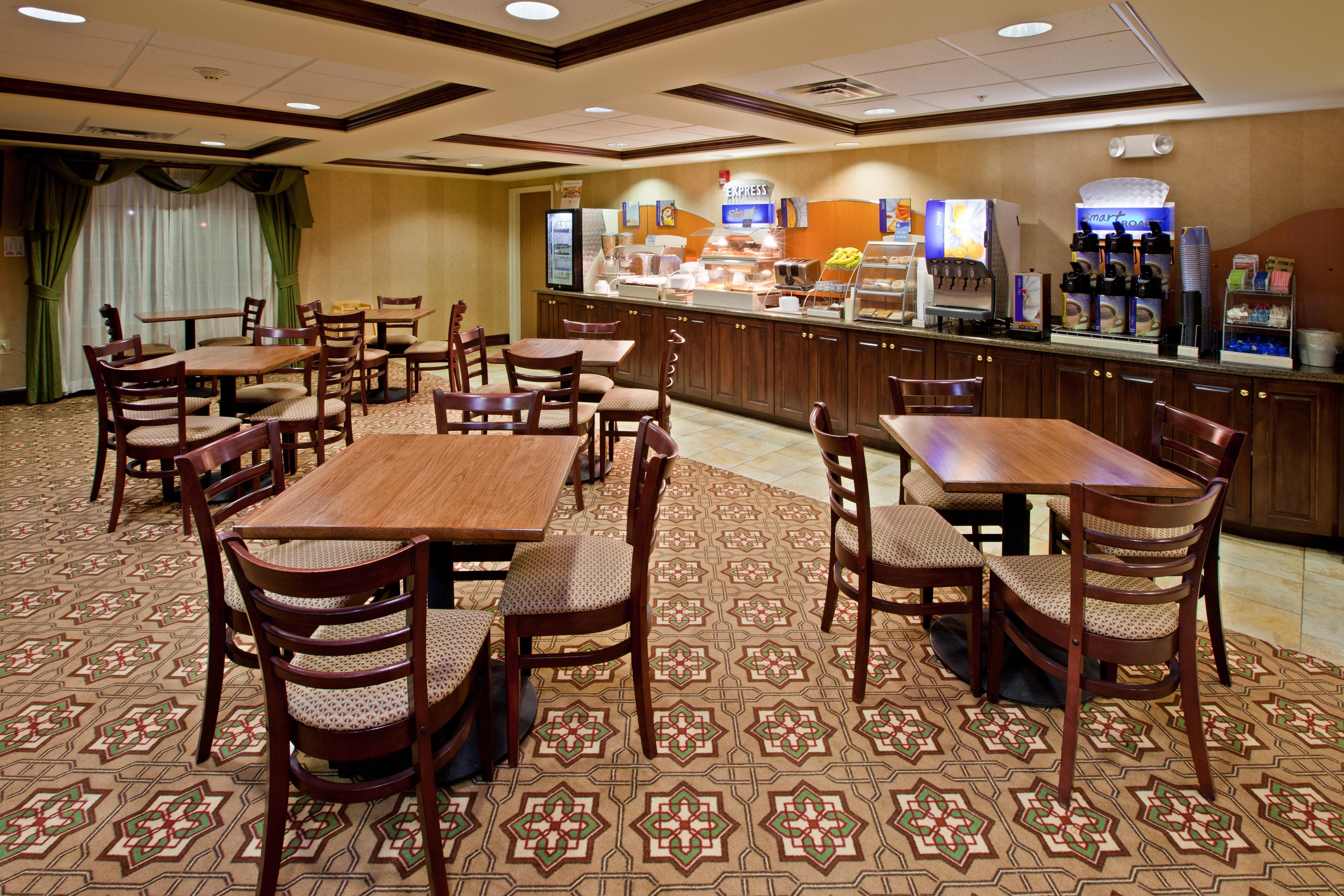 Holiday Inn Express Lebanon By Ihg Buitenkant foto